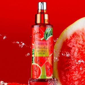 Beauty creations setting spray